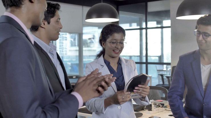 How To Implement A Peer To Peer Recognition Programme